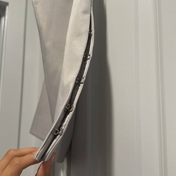 Meshki NWT Lainey Hook And Eye Mini Skirt & Top Set - Grey Small - Picture 6 of 7